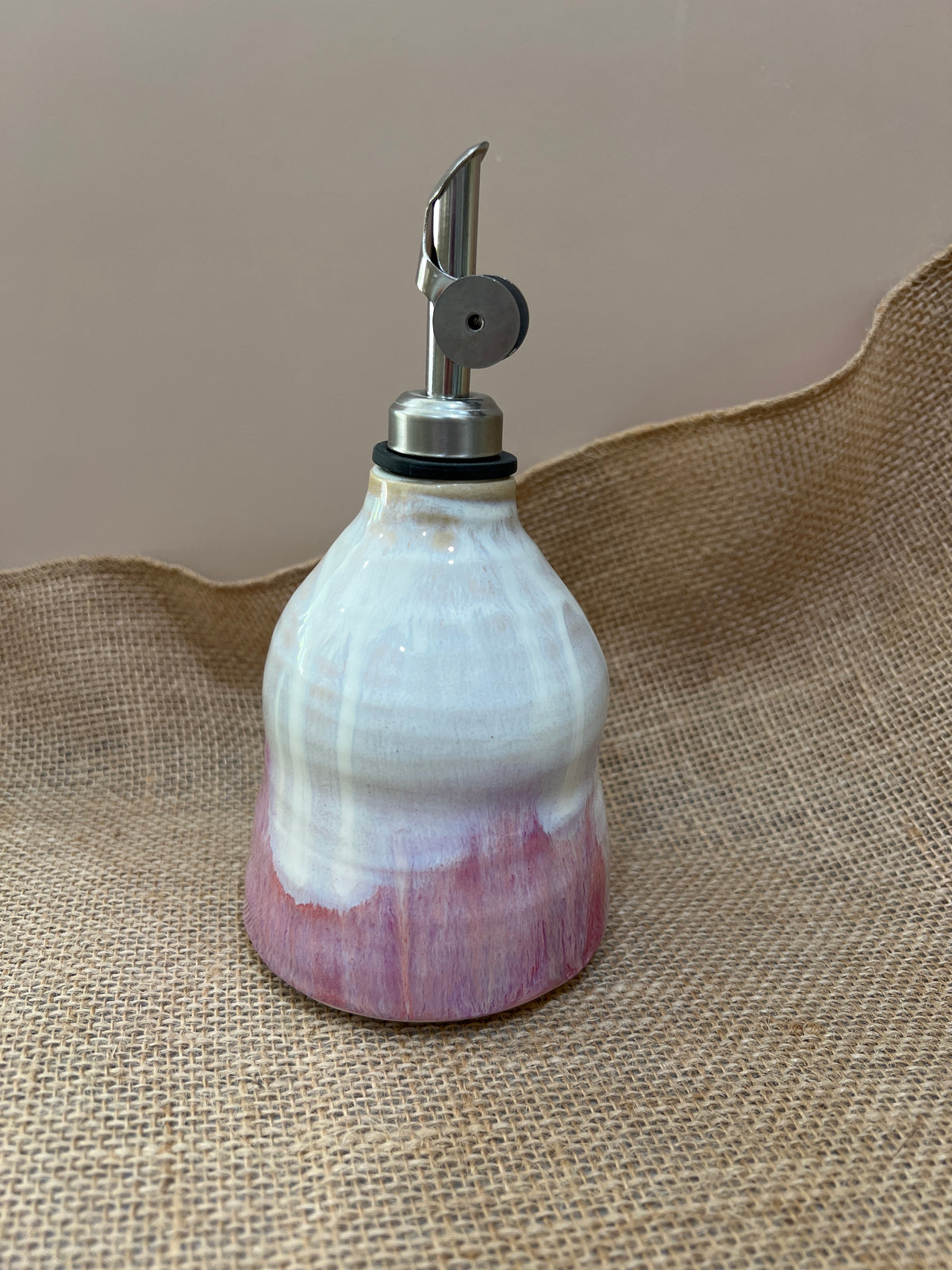 Oil Dispenser - Soft White & Pink