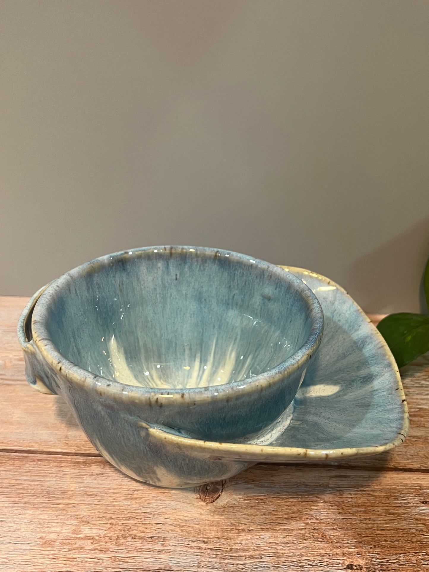 Soup and cracker bowls