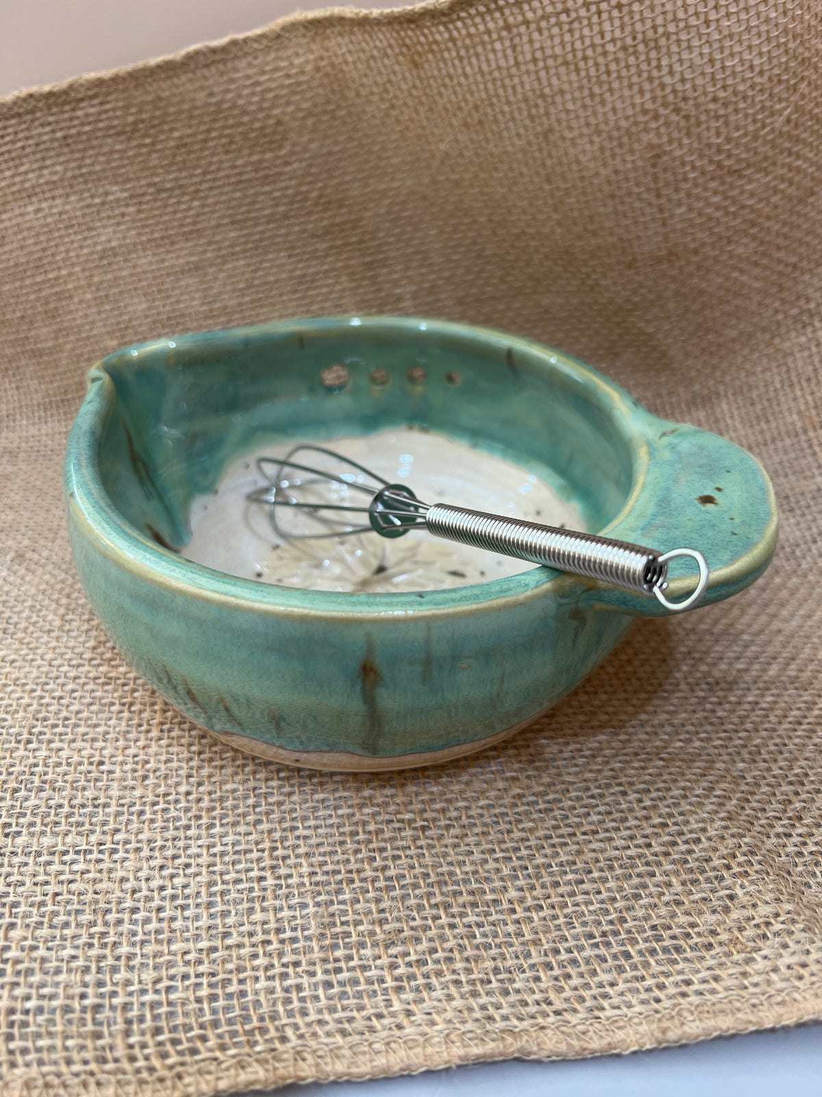Grater bottom bowl