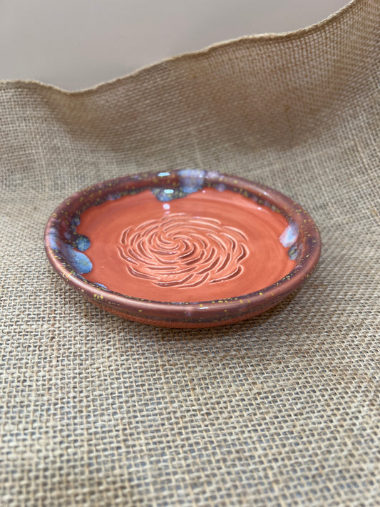 Grater Dish - Coral w/ Blue Hydrengia