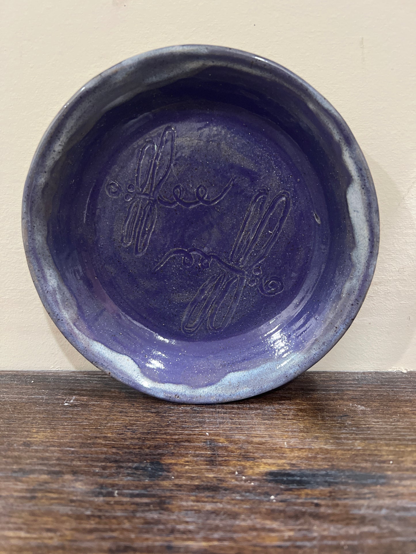 Plate w/ dragonflies