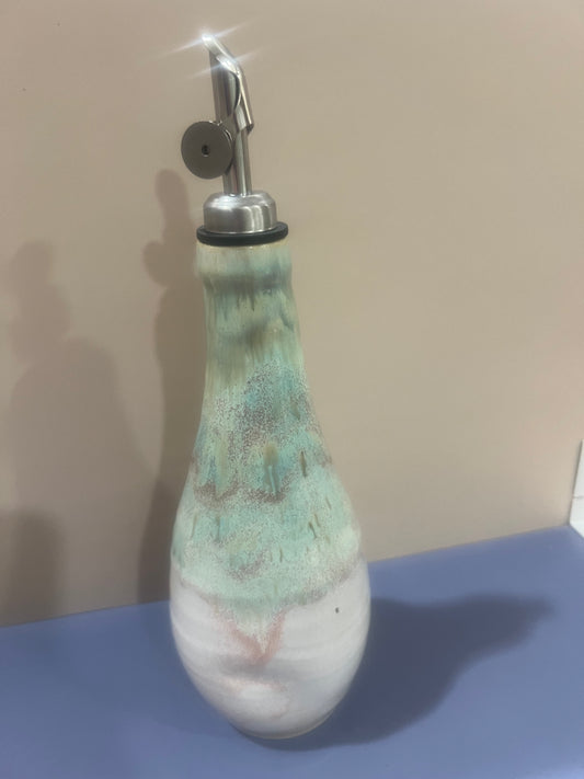 Oil Pourer - Greens w/ Cream