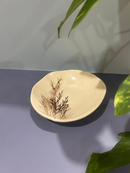 Leafy trinket bowl