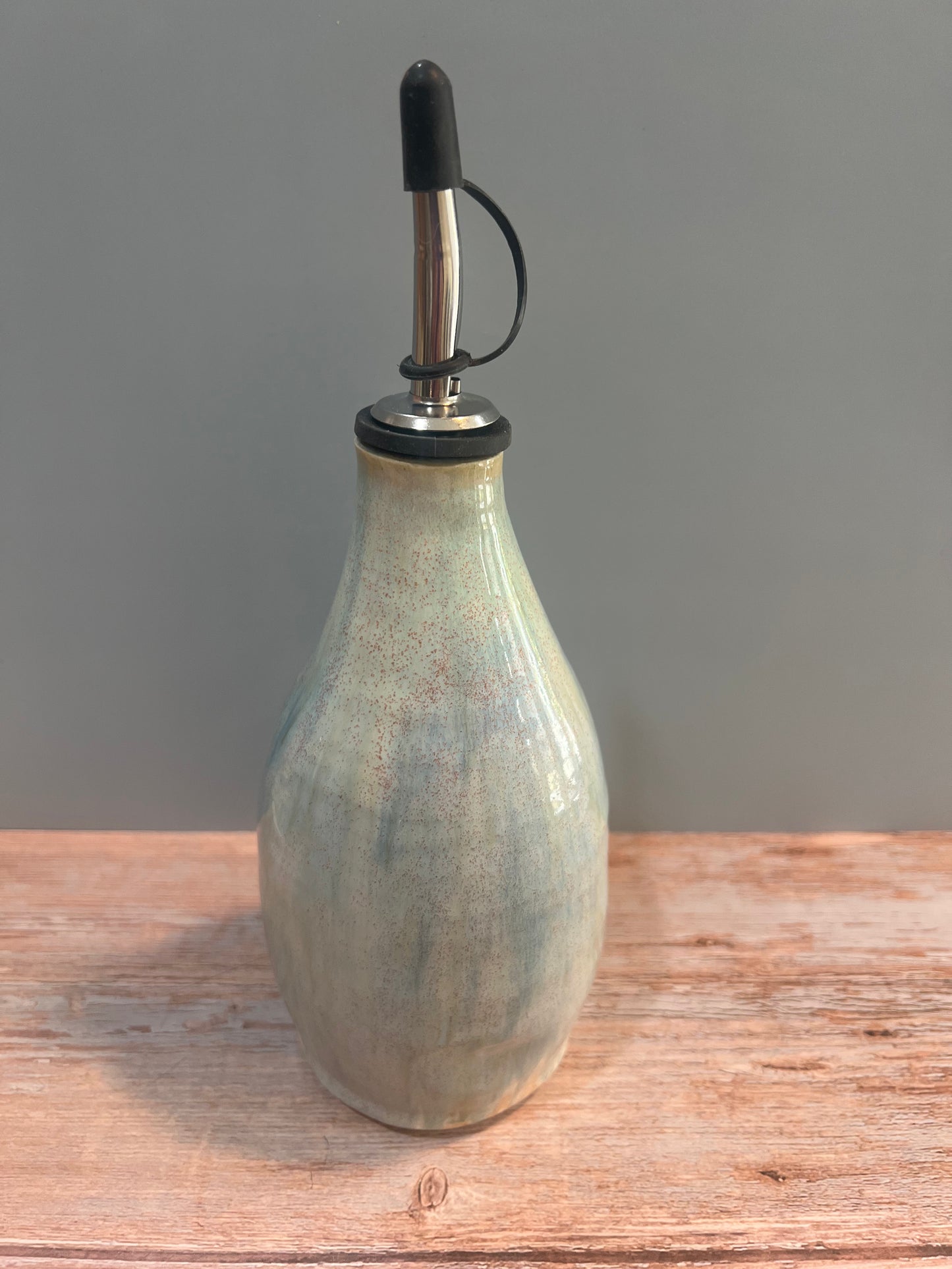 Oil Pourer - Light Turquoise w faint hint of Merlot
