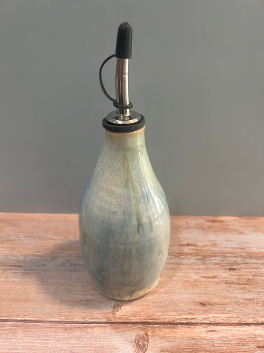 Oil Pourer - Light Turquoise w faint hint of Merlot