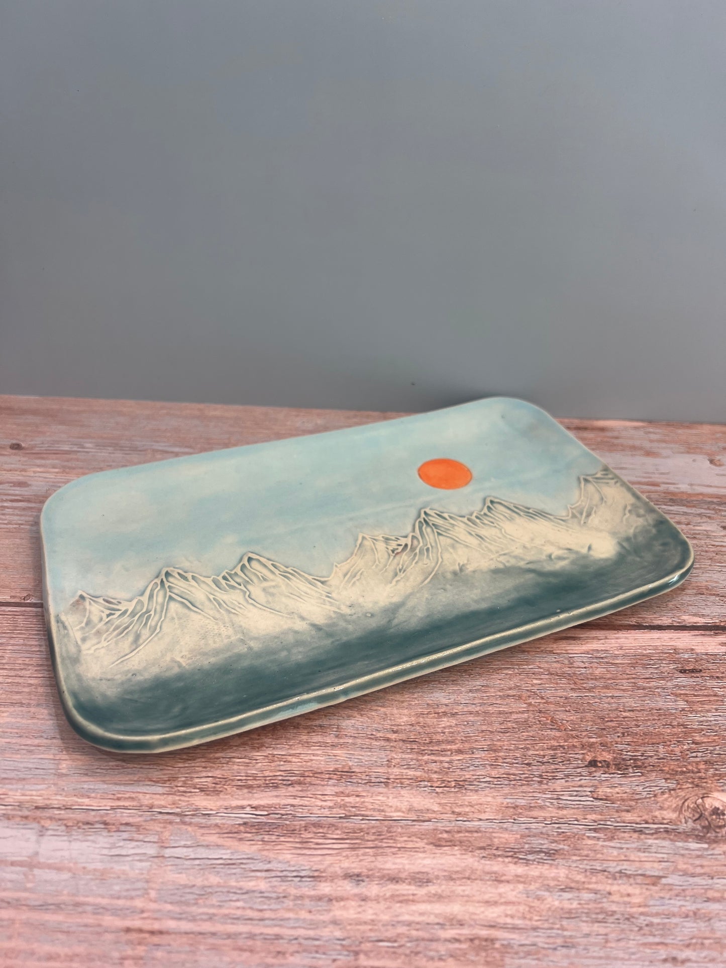 Platter with Mountains