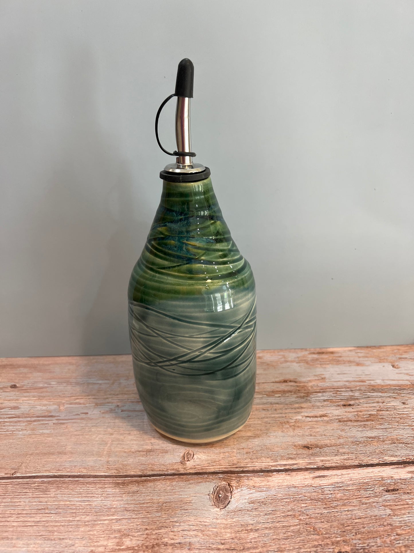 Oil Pourer - Green & Fog