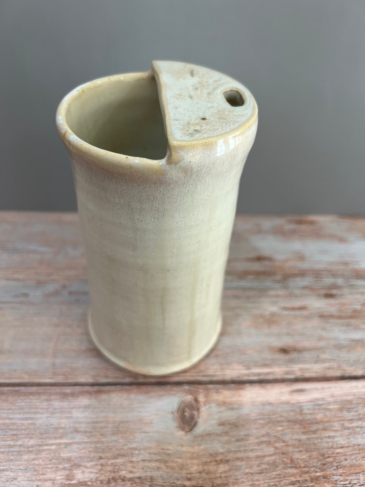 Tumbler with travel lip - Creams