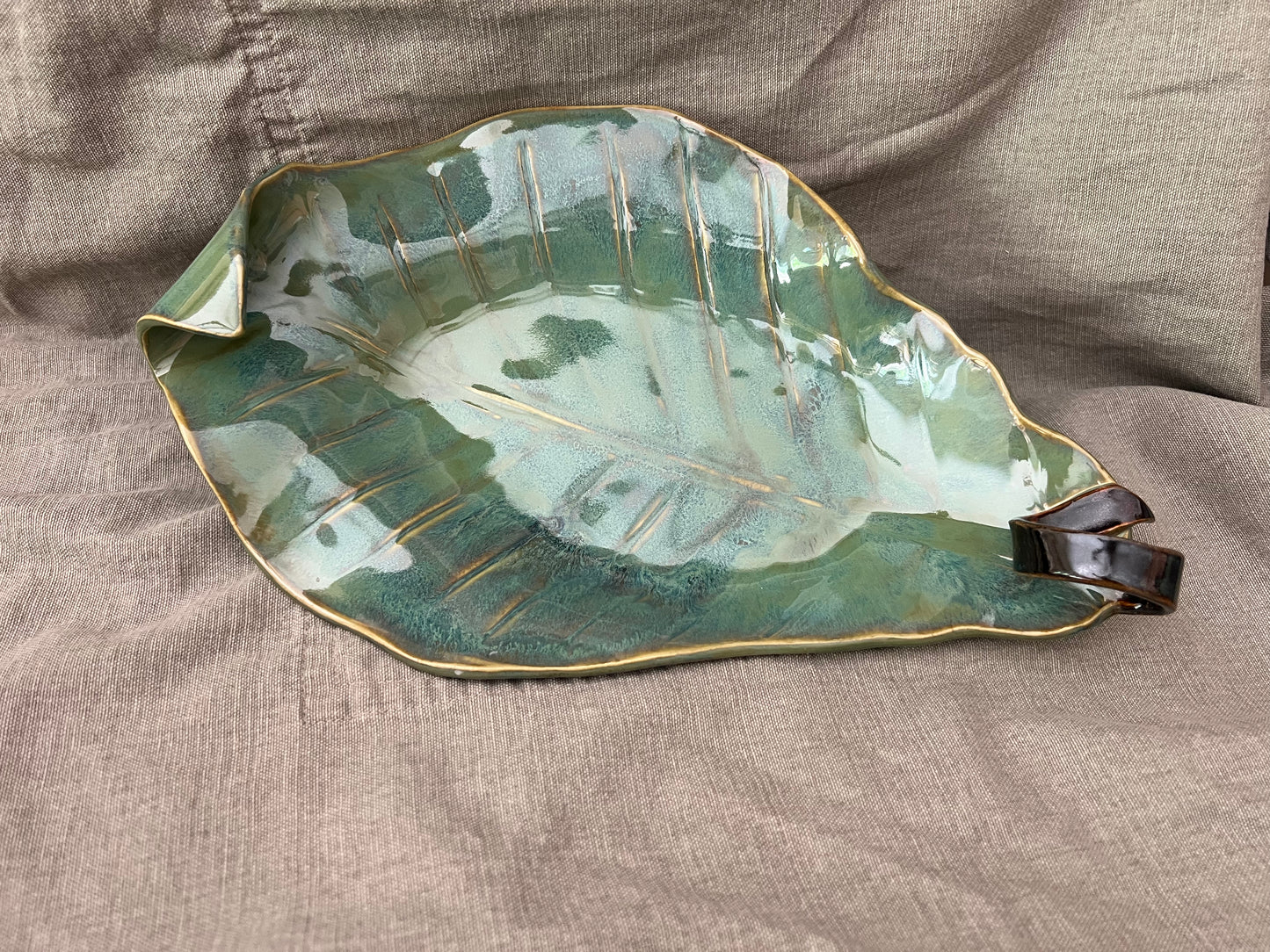 Leaf platter